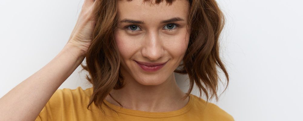 Rogowacenie mieszków włosowych – objawy, leczenie i kosmetyki wspomagające domową pielęgnację