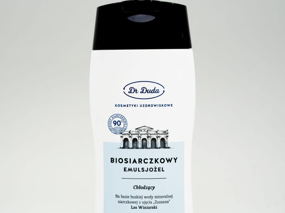 Jak powinna wyglądać pielęgnacja skóry w okresie menopauzy?